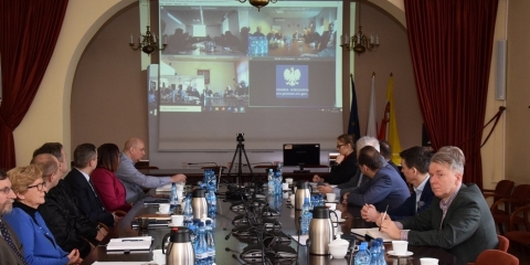 Z Wojewodą o działaniach zapobiegających rozprzestrzenianiu się koronawirusa