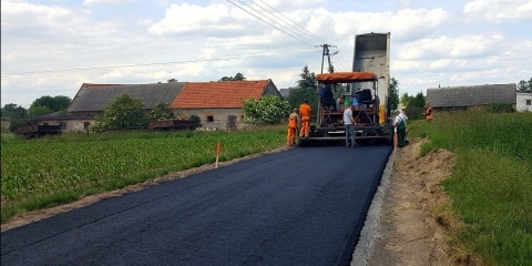 Przebudowa ul. Leśnej w Niewierzu zakończona
