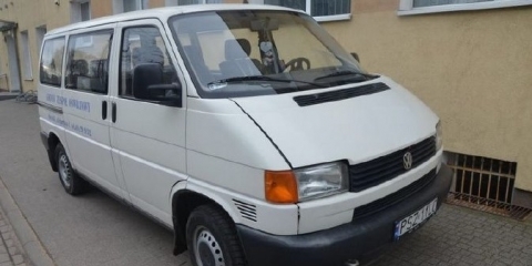 Przetarg ofertowy na sprzedaż samochodu Volkswagen T4 1,9 TD z 1997 r.