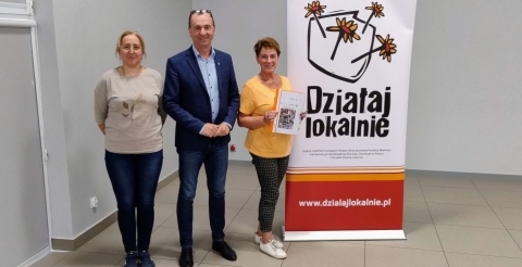 Podpisanie umów w ramach Programu „Działaj Lokalnie”