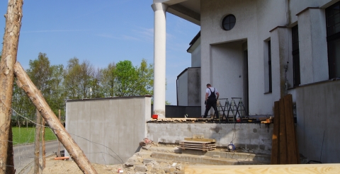 Remont tarasu CAK w Dusznikach