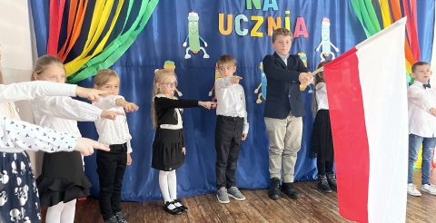 Uroczystość pasowania uczniów pierwszej klasy Szkoły Podstawowej w Sędzinku