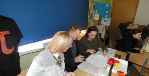 Święto Liczby Pi w Szkole Podstawowej w Dusznikach. Zdjęcie ze strony http://spduszniki.net/index.php?c=article&id=870