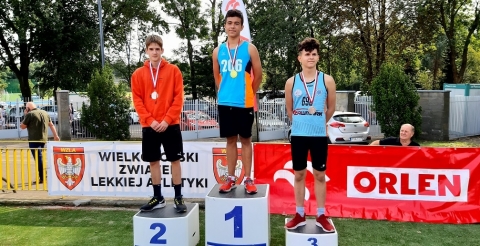 Krzysztow Fechner na najwyższym miejscu podium Mistrzostw międzywojewódzkich