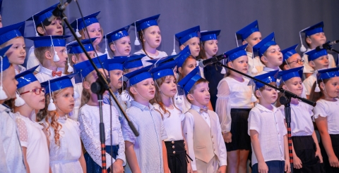 Uroczyste pożegnanie absolwentów Zespołu Przedszkoli w Dusznikach